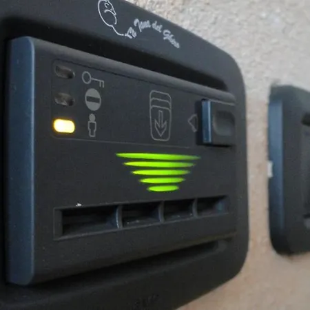 La Tana Del Ghiro Lägenhetshotell 3*