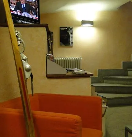 Lägenhetshotell La Tana Del Ghiro Bardonecchia