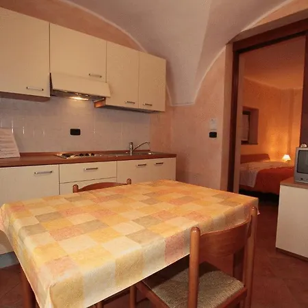 La Tana Del Ghiro 3*