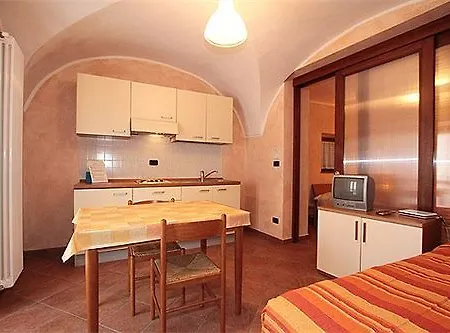 La Tana Del Ghiro Lägenhetshotell