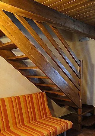 La Tana Del Ghiro Lägenhetshotell 3*