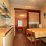 La Tana Del Ghiro Aparthotel