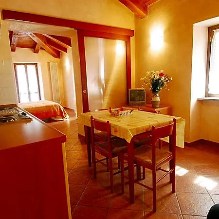 La Tana Del Ghiro Apart-hotel