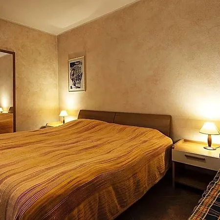 Apart-hotel La Tana Del Ghiro