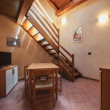 Appart hôtel La Tana Del Ghiro Bardonnèche