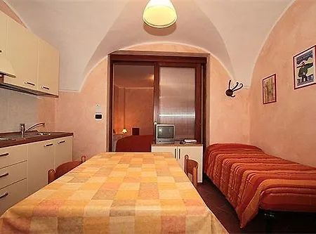 La Tana Del Ghiro 3*