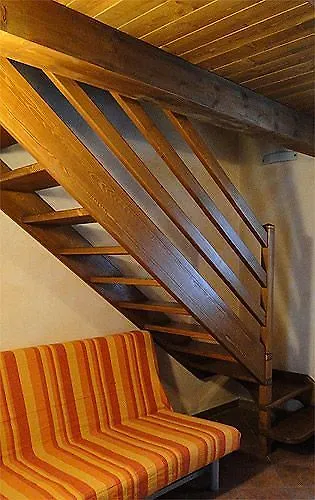 La Tana Del Ghiro Aparthotel 3*
